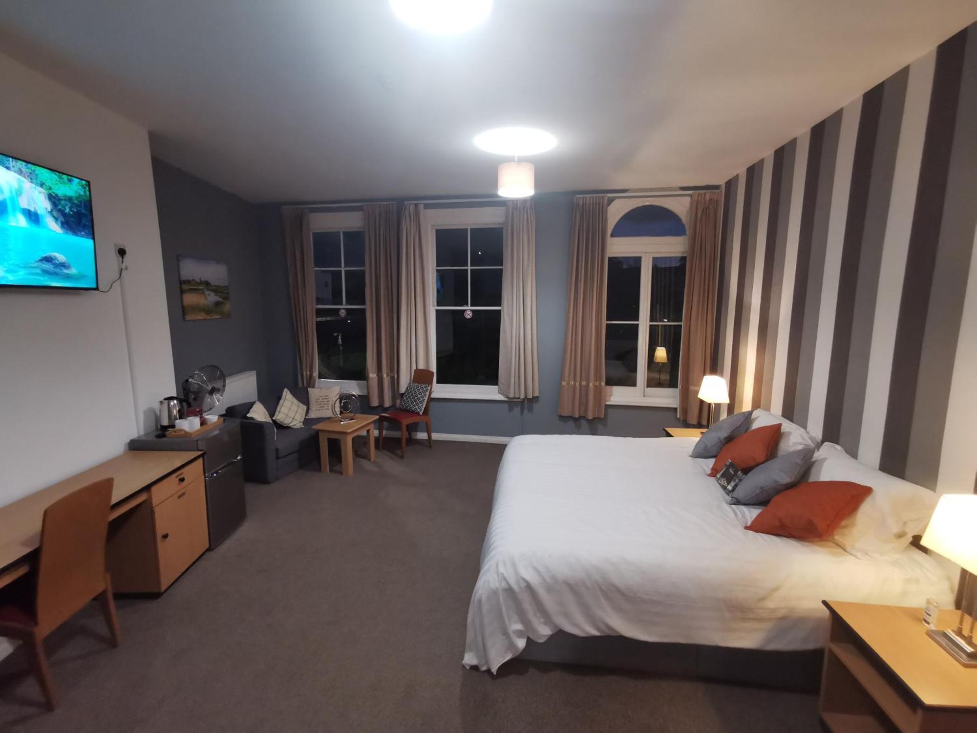 Aspire 860 Hotel Colchester Eksteriør billede